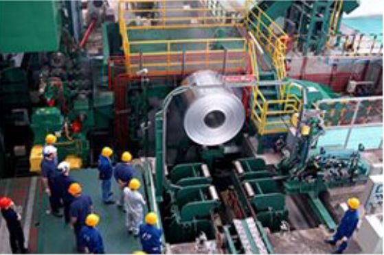 武漢船企客戶組團考察明泰鋁業船用鋁板車間